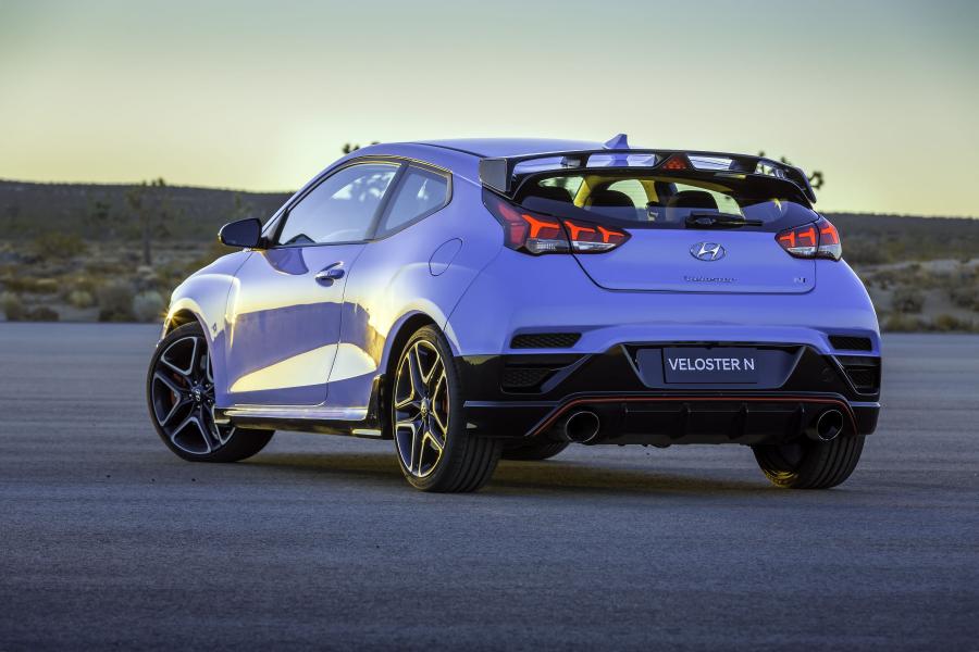  Hyundai Veloster N 2018 года  (NA) (фото 16 из 85)